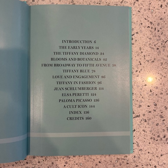 NWOT Little Book of Tiffany & Co. Book - Picture 4 of 6